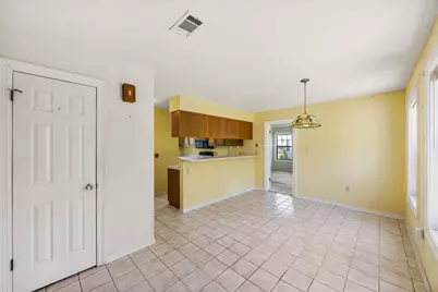 9413 Octavia Lane, Navarre, FL 32566 - Photo 9