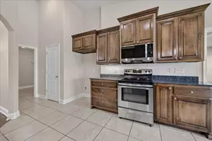 6072 Winchester Cir, Milton, FL 32570 - Photo 7