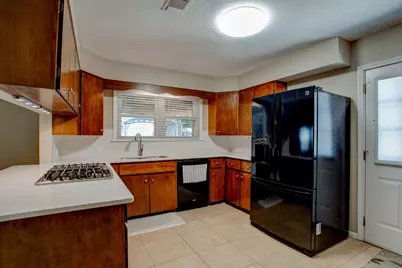 102 NE Nebraska Avenue, Fort Walton Beach, FL 32548 - Photo 17