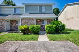 4 NW Cinderella Ln, Fort Walton Beach, FL 32547 - Photo 1