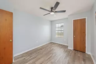 1815 Whispering Oaks Ln, Fort Walton Beach, FL 32547 - Photo 25