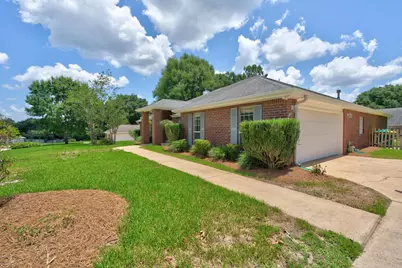 5863 Hunting Meadows Drive, Crestview, FL 32536 - Photo 15