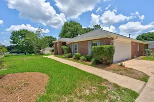 5863 Hunting Meadows Dr, Crestview, FL 32536 - Photo 15