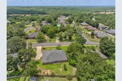 5863 Hunting Meadows Drive, Crestview, FL 32536 - Photo 7