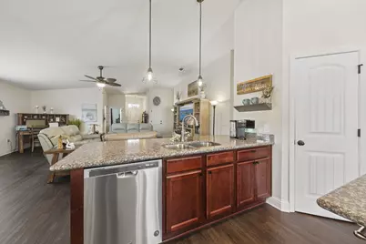 2408 Spur Lane, Gulf Breeze, FL 32563 - Photo 13