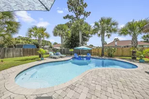 2408 Spur Ln, Gulf Breeze, FL 32563 - Photo 3