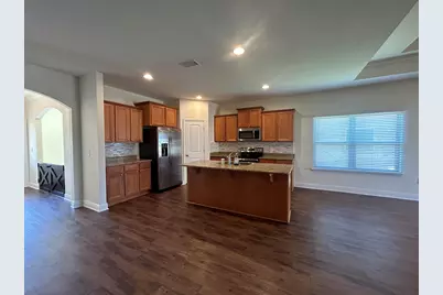 672 Teal Street, Crestview, FL 32539 - Photo 9