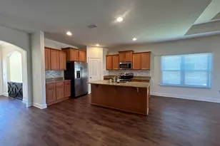 672 Teal St, Crestview, FL 32539 - Photo 9