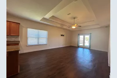 672 Teal Street, Crestview, FL 32539 - Photo 7
