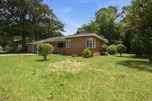 855 N Pearl St, Crestview, FL 32536 - Photo 31