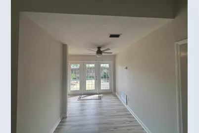 143 Edwards Circle, Valparaiso, FL 32580 - Photo 3