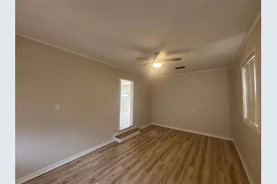 143 Edwards Circle, Valparaiso, FL 32580 - Photo 7