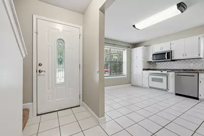 519 Matthew Street, Niceville, FL 32578 - Photo 5