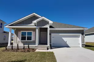 5334 Macarthur Dr, Crestview, FL 32539 - Photo 1