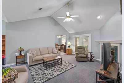 2807 Mohican Way, Crestview, FL 32539 - Photo 7