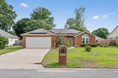 2807 Mohican Way, Crestview, FL 32539 - Photo 1