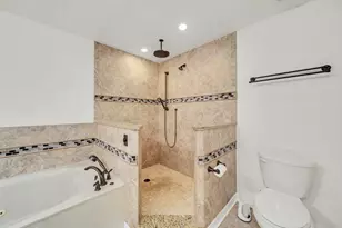 200 SW Miracle Strip Pkwy, Fort Walton Beach, FL 32548 - Photo 19