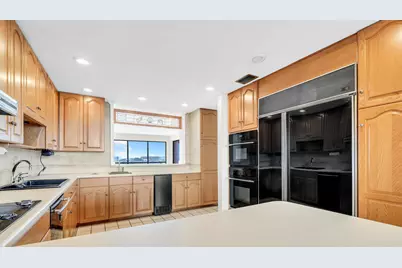 200 SW Miracle Strip Parkway #402, Fort Walton Beach, FL 32548 - Photo 5