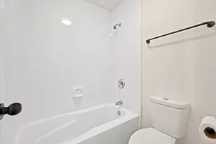 2700 Sanibel Pl, Gulf Breeze, FL 32563 - Photo 19