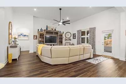 132 Gulf Pines Court, Freeport, FL 32439 - Photo 23