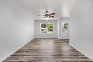 609 E Edney Ave, Crestview, FL 32536 - Photo 9