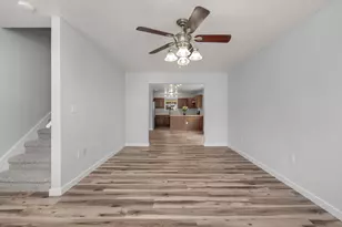 609 E Edney Ave, Crestview, FL 32536 - Photo 11