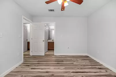609 E Edney Avenue, Crestview, FL 32536 - Photo 15