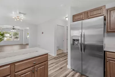 609 E Edney Avenue, Crestview, FL 32536 - Photo 5