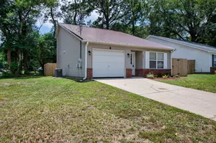 609 E Edney Ave, Crestview, FL 32536 - Photo 29
