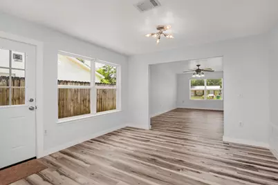 609 E Edney Avenue, Crestview, FL 32536 - Photo 7