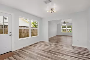 609 E Edney Ave, Crestview, FL 32536 - Photo 7