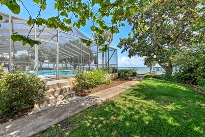 1901 Catamaran Drive, Navarre, FL 32566 - Photo 21