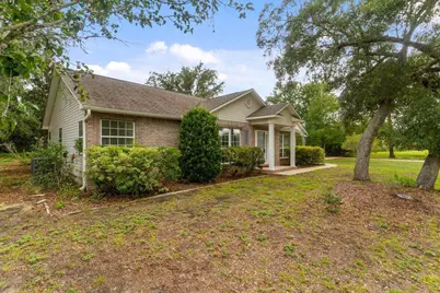 6689 Bryant Street, Navarre, FL 32566 - Photo 5