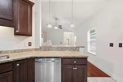 292 S Marsh Landing, Freeport, FL 32439 - Photo 13