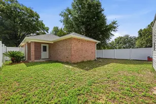 5530 Royal St, Crestview, FL 32539 - Photo 29