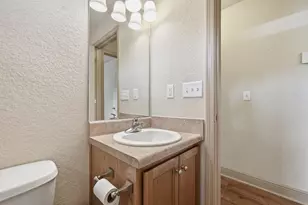 5530 Royal St, Crestview, FL 32539 - Photo 19