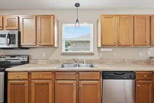 5530 Royal St, Crestview, FL 32539 - Photo 7
