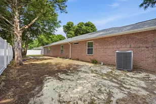 5530 Royal St, Crestview, FL 32539 - Photo 33