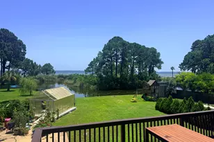 37 Country Club Rd, Shalimar, FL 32579 - Photo 1