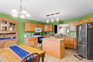8270 Segura St, Navarre, FL 32566 - Photo 9