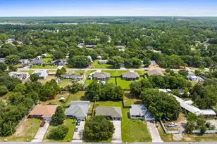 8270 Segura St, Navarre, FL 32566 - Photo 35