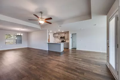 5839 Crestlake Drive, Crestview, FL 32536 - Photo 9