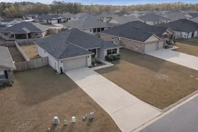 5839 Crestlake Drive, Crestview, FL 32536 - Photo 3