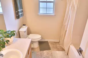 8140 Menorca St, Navarre, FL 32566 - Photo 23