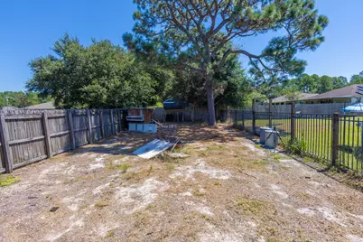 8140 Menorca Street, Navarre, FL 32566 - Photo 39