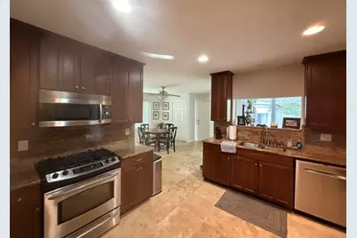 103 E Capri Cove, Niceville, FL 32578 - Photo 15