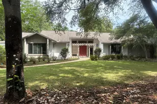 103 E Capri Cove, Niceville, FL 32578 - Photo 3
