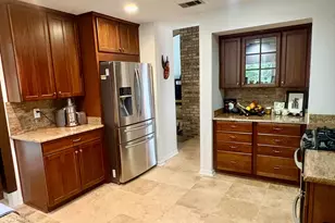 103 E Capri Cove, Niceville, FL 32578 - Photo 11