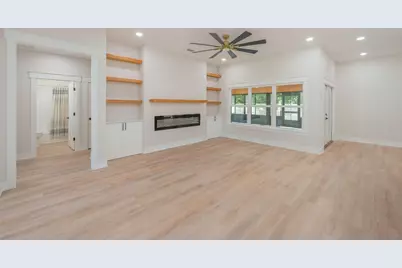4572 Ashton Circle, Crestview, FL 32536 - Photo 5