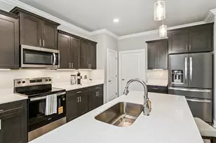 7624 Hatteras Dr, Navarre, FL 32566 - Photo 15